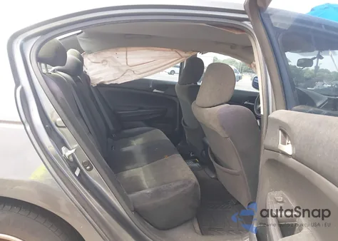 2009 Honda Accord 2.4 Lx-P z USA, uszkodzony, nr VIN 1HGCP26429A072308